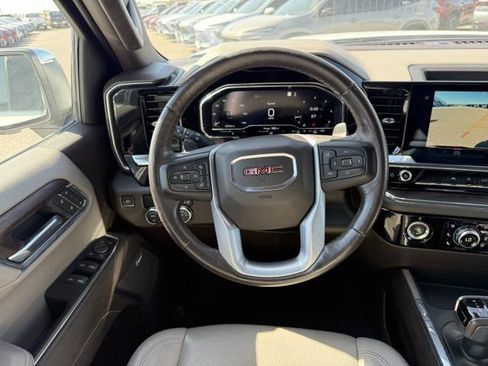 Used 2023 GMC Sierra 1500 SLT image 21