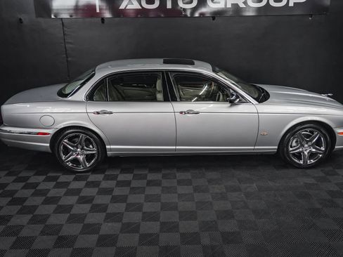 Used 2006 Jaguar XJ Vanden Plas RWD image 17