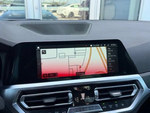 Used 2023 BMW 430i Coupe w/ M Sport Package RWD image 11