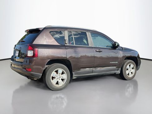 Used 2014 Jeep Compass Sport FWD image 2