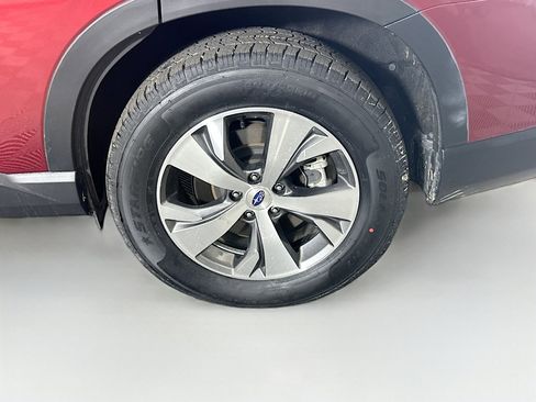 Used 2025 Subaru Ascent Premium image 11