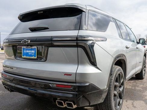 Used 2024 Chevrolet Traverse RS w/ LPO, Floor Liner Package image 6