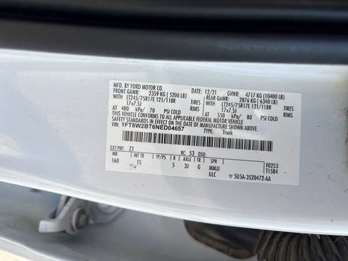Used 2022 Ford F250 XL w/ Power Equipment Group AWD/4WD image 33