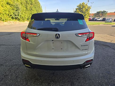 Used 2023 Acura RDX w/ Technology Package AWD/4WD image 3