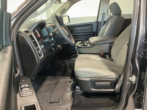 Used 2019 RAM 1500 Tradesman w/ Tradesman SXT Package AWD/4WD image 18