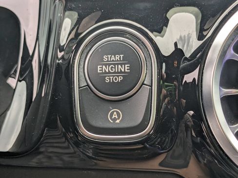 Certified 2023 Mercedes-Benz GLA 250 4MATIC image 12