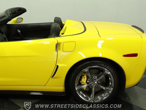 Used 2012 Chevrolet Corvette Grand Sport w/ 2LT Preferred Equipment Group RWD image 24