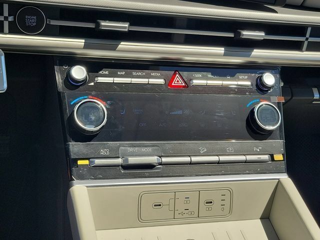 New 2026 Hyundai Santa Fe SEL FWD image 13