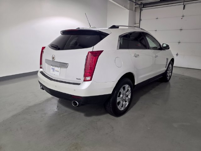 Used 2016 Cadillac SRX Luxury w/ Driver Awareness Package FWD image 6