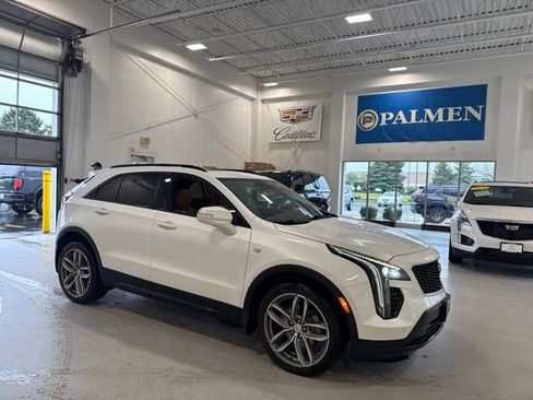 Used 2022 Cadillac XT4 Sport w/ Sun And Sound Package AWD/4WD image 2