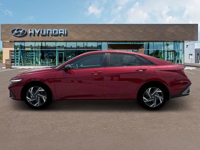 New 2025 Hyundai Elantra SEL