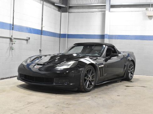Used 2010 Chevrolet Corvette Grand Sport w/ Preferred Equipment Group RWD image 2