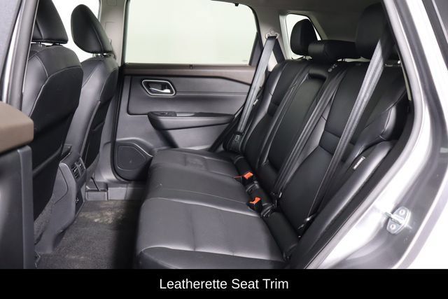 Used 2021 Nissan Rogue SV w/ Premium Package AWD/4WD image 16