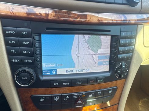 Used 2008 Mercedes-Benz E 350 Sedan image 29