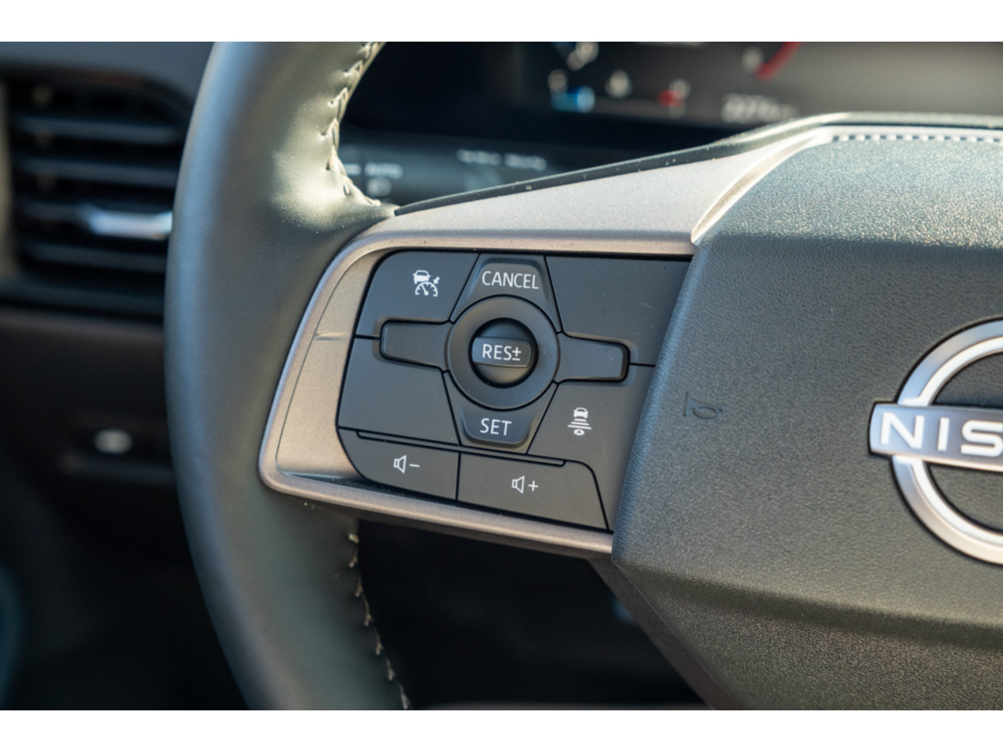 Used 2026 Nissan Sentra SV w/ SV Convenience Package FWD image 18