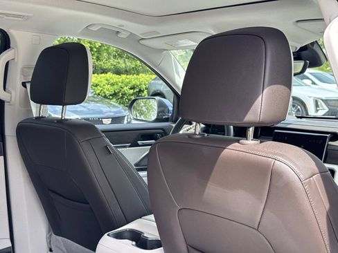 Used 2025 GMC Acadia Denali w/ Super Cruise Package FWD image 26