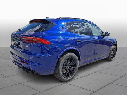 New 2025 Maserati Grecale Modena image 4