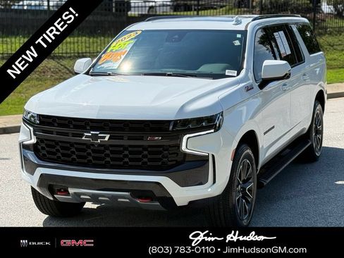 Used 2023 Chevrolet Suburban Z71 w/ Luxury Package AWD/4WD image 11