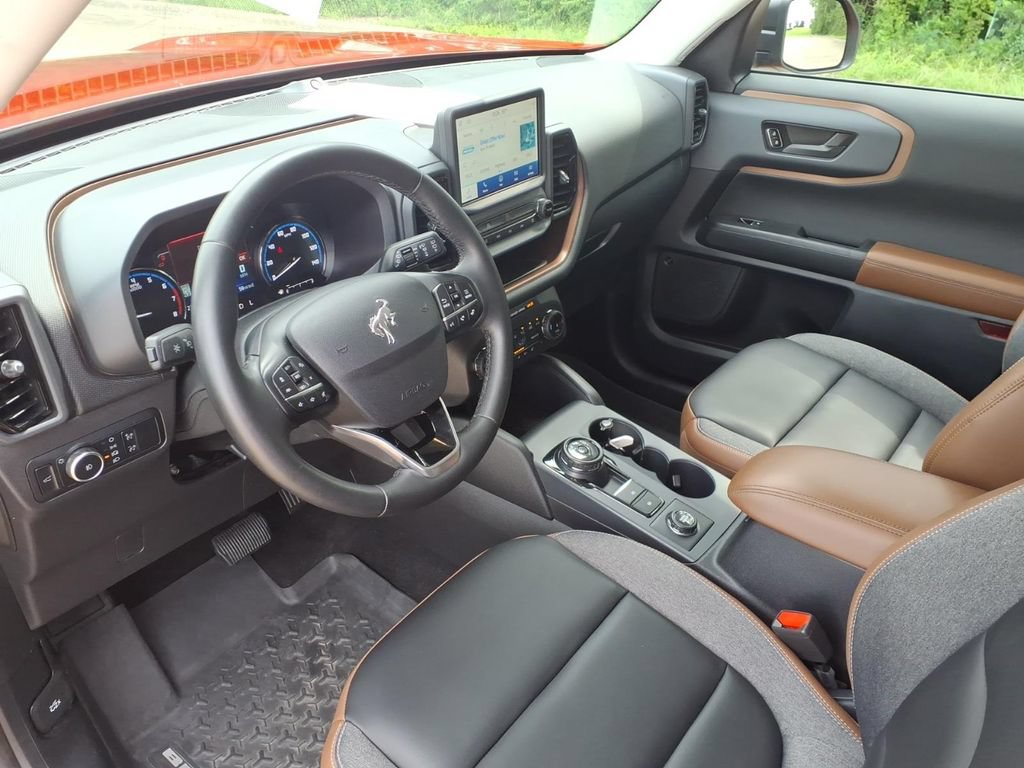 Used 2024 Ford Bronco Sport Outer Banks w/ Tech Package AWD/4WD image 17