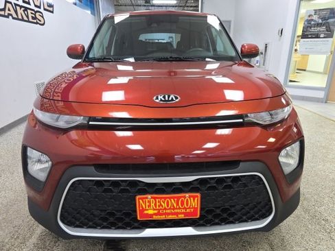 Used 2020 Kia Soul S image 2