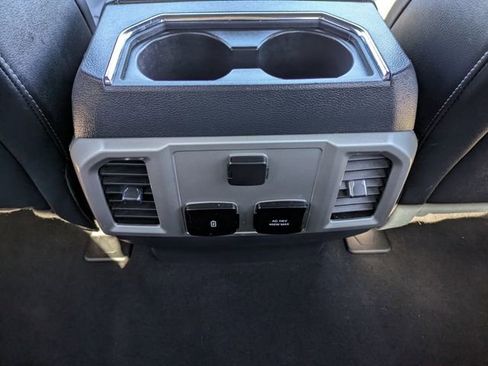 Used 2022 Ford F250 Lariat w/ Black Appearance Package image 15