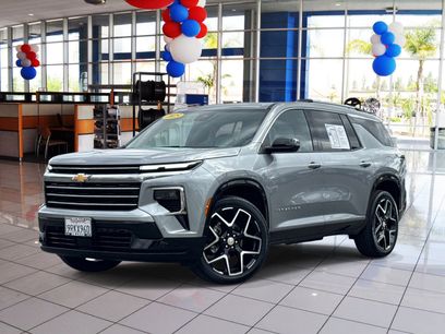 Used 2025 Chevrolet Traverse High Country