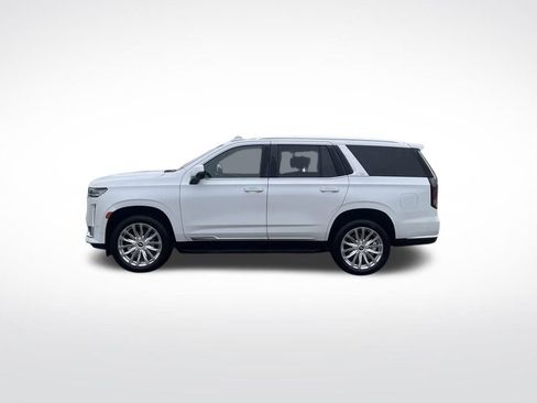 Used 2023 Cadillac Escalade Premium Luxury image 2