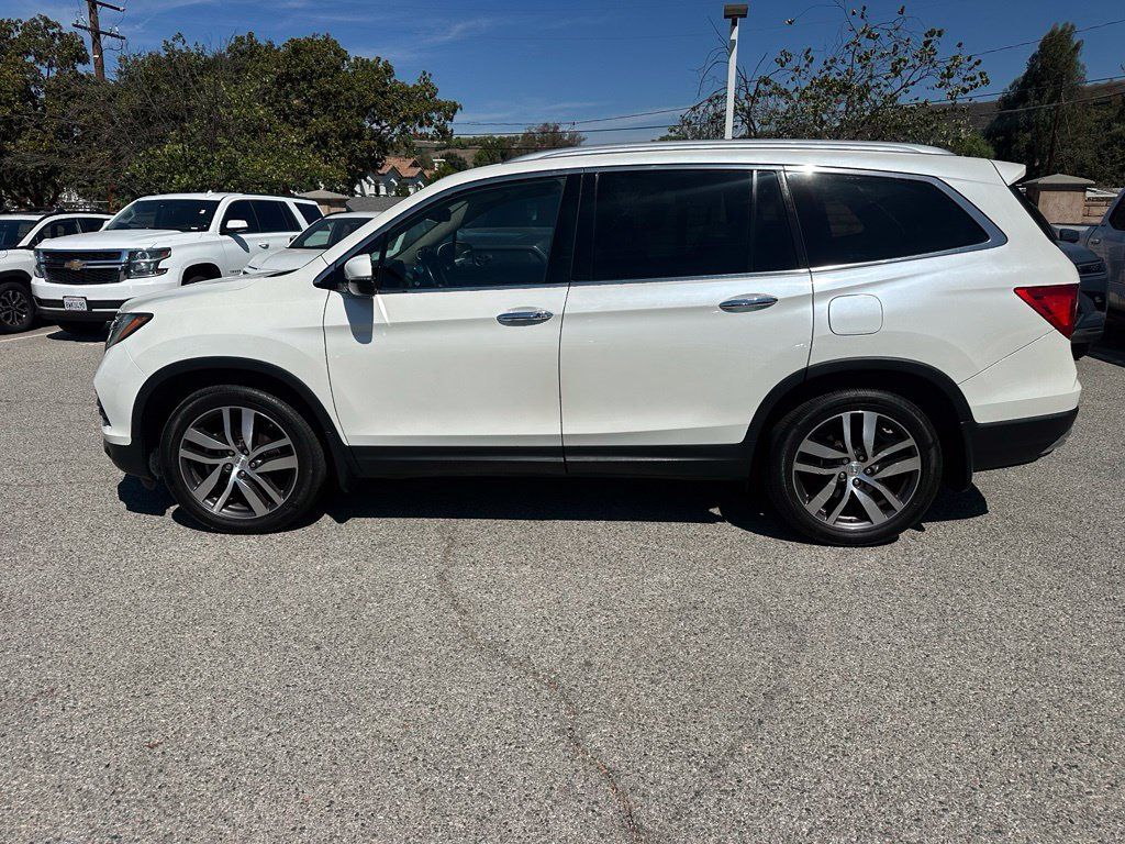 Used 2016 Honda Pilot Touring image 2