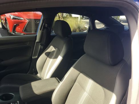 Used 2023 Honda Civic Sport image 16