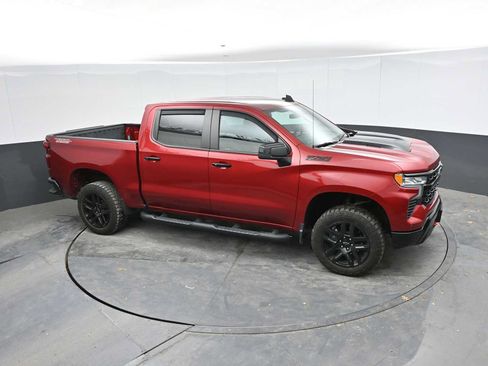 Used 2024 Chevrolet Silverado 1500 LT Trail Boss w/ LPO, Dark Essentials Package AWD/4WD image 34