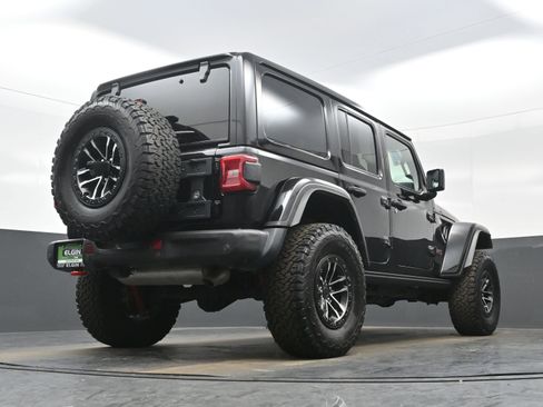 Used 2024 Jeep Wrangler Unlimited Rubicon image 28