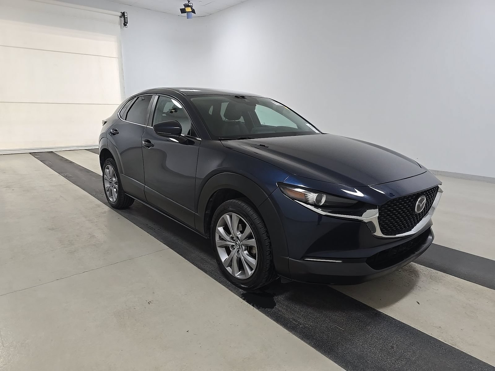 Used 2021 MAZDA CX-30 FWD 2.5 S w/ Select Package image 4