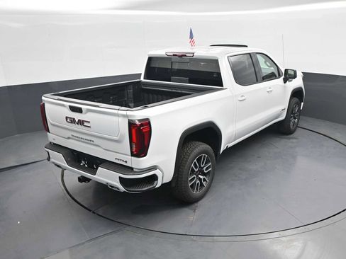 New 2026 GMC Sierra 1500 AT4 w/ AT4 Premium Package AWD/4WD image 32