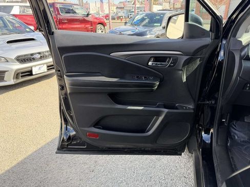 Used 2021 Honda Pilot Special Edition image 29