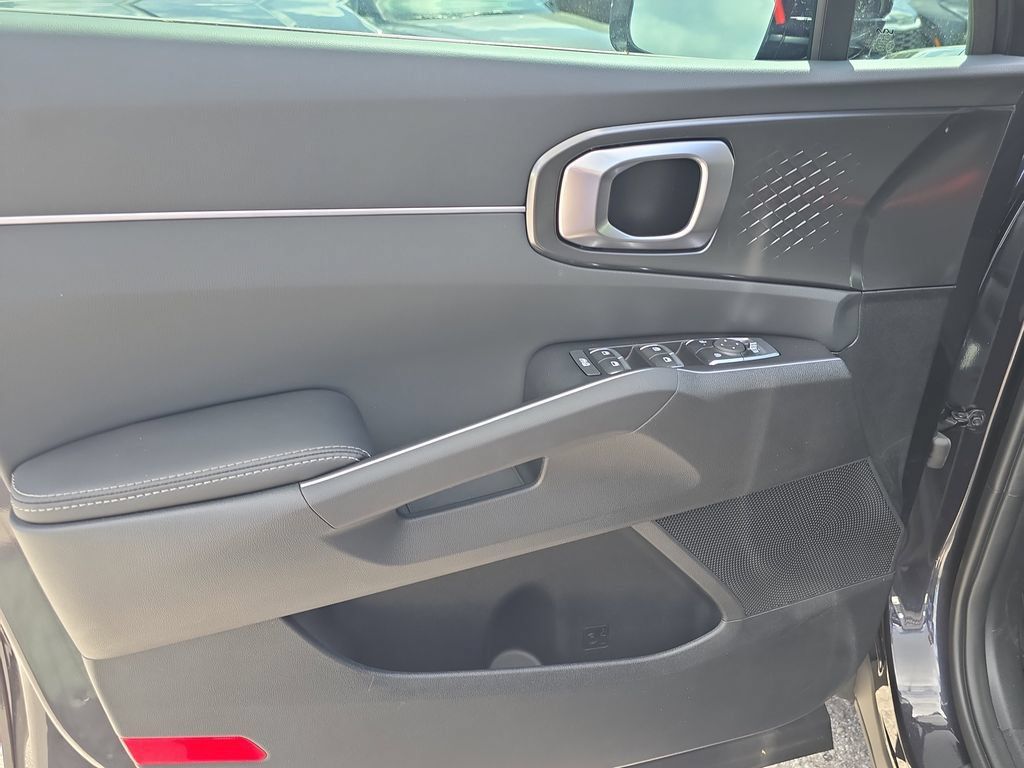 New 2026 Kia Sorento S AWD/4WD image 17