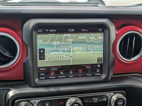 Used 2023 Jeep Gladiator Rubicon w/ Trailer Tow Package AWD/4WD image 27