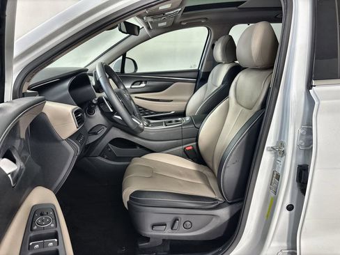Used 2022 Hyundai Santa Fe SEL w/ Convenience + Premium Package FWD image 12