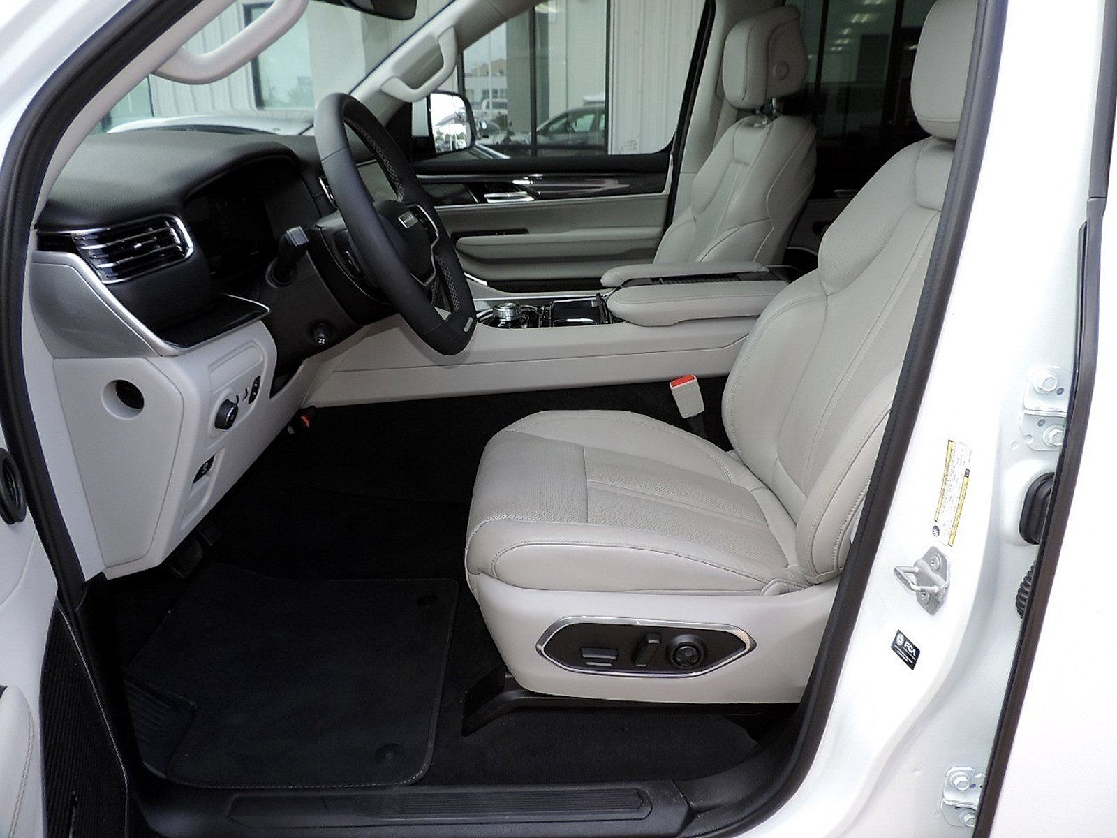 Used 2022 Jeep Wagoneer Series I w/ Premium Group I RWD image 15