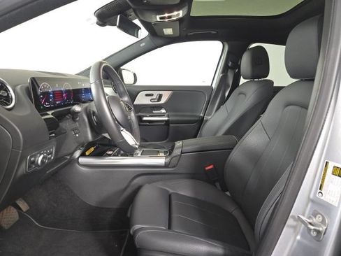 Certified 2026 Mercedes-Benz GLA 250 4MATIC image 5