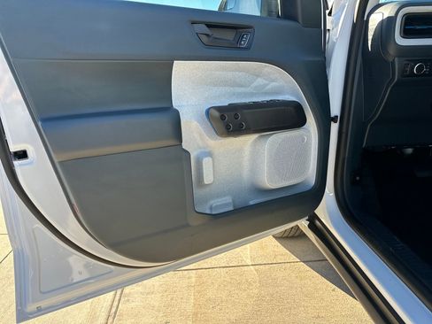 New 2025 Ford Maverick XLT w/ XLT Luxury Package image 10