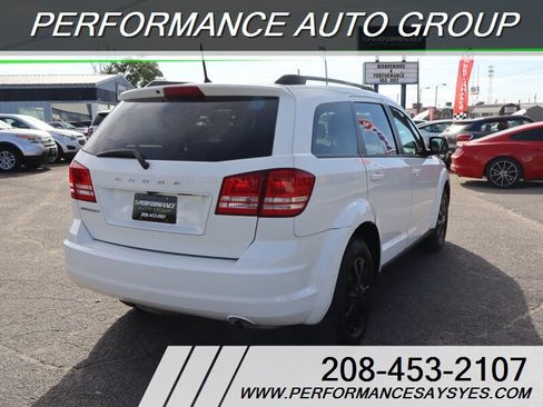 Used 2018 Dodge Journey SE image 7