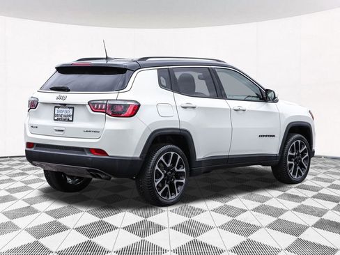 Used 2018 Jeep Compass Limited w/ Navigation Group AWD/4WD image 13