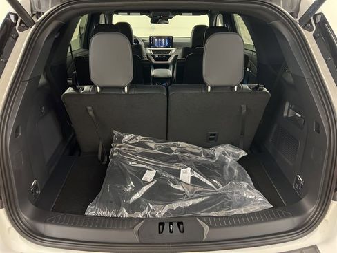 New 2026 Ford Explorer ST-Line image 34