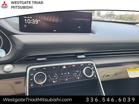 Used 2022 Genesis GV80 2.5T image 13