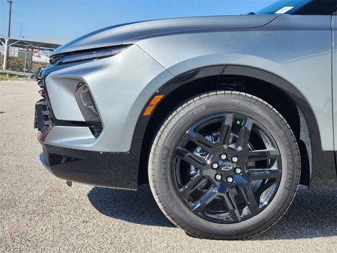 New 2025 Chevrolet Blazer RS w/ Driver Confidence II Package image 5