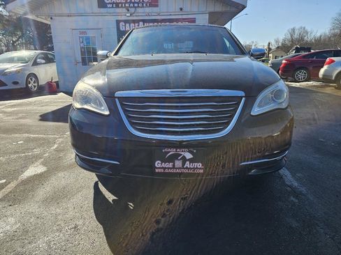 Used 2014 Chrysler 200 Limited image 3