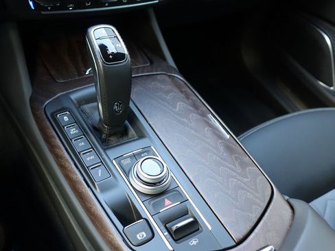 Used 2022 Maserati Levante GT image 95