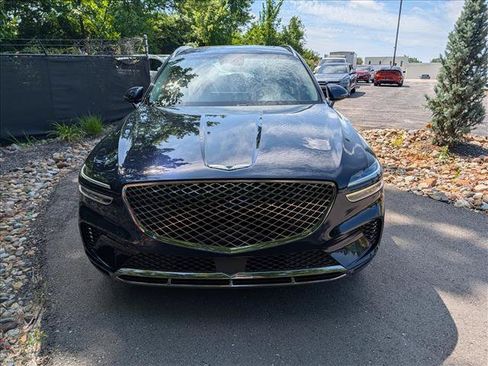 Used 2023 Genesis GV70 2.5T w/ Select Package AWD/4WD image 8