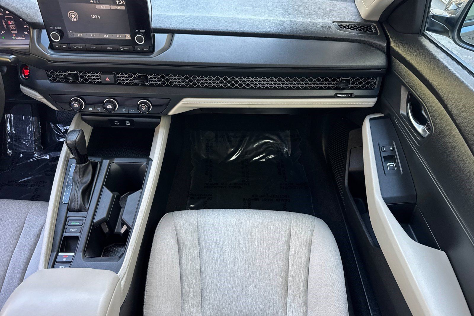 Used 2025 Honda Accord LX image 29
