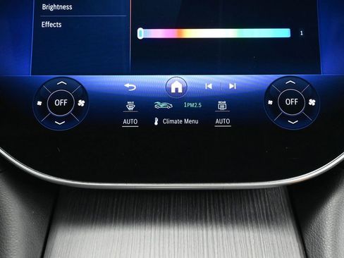 Used 2023 Mercedes-Benz EQS 580 4MATIC SUV image 58